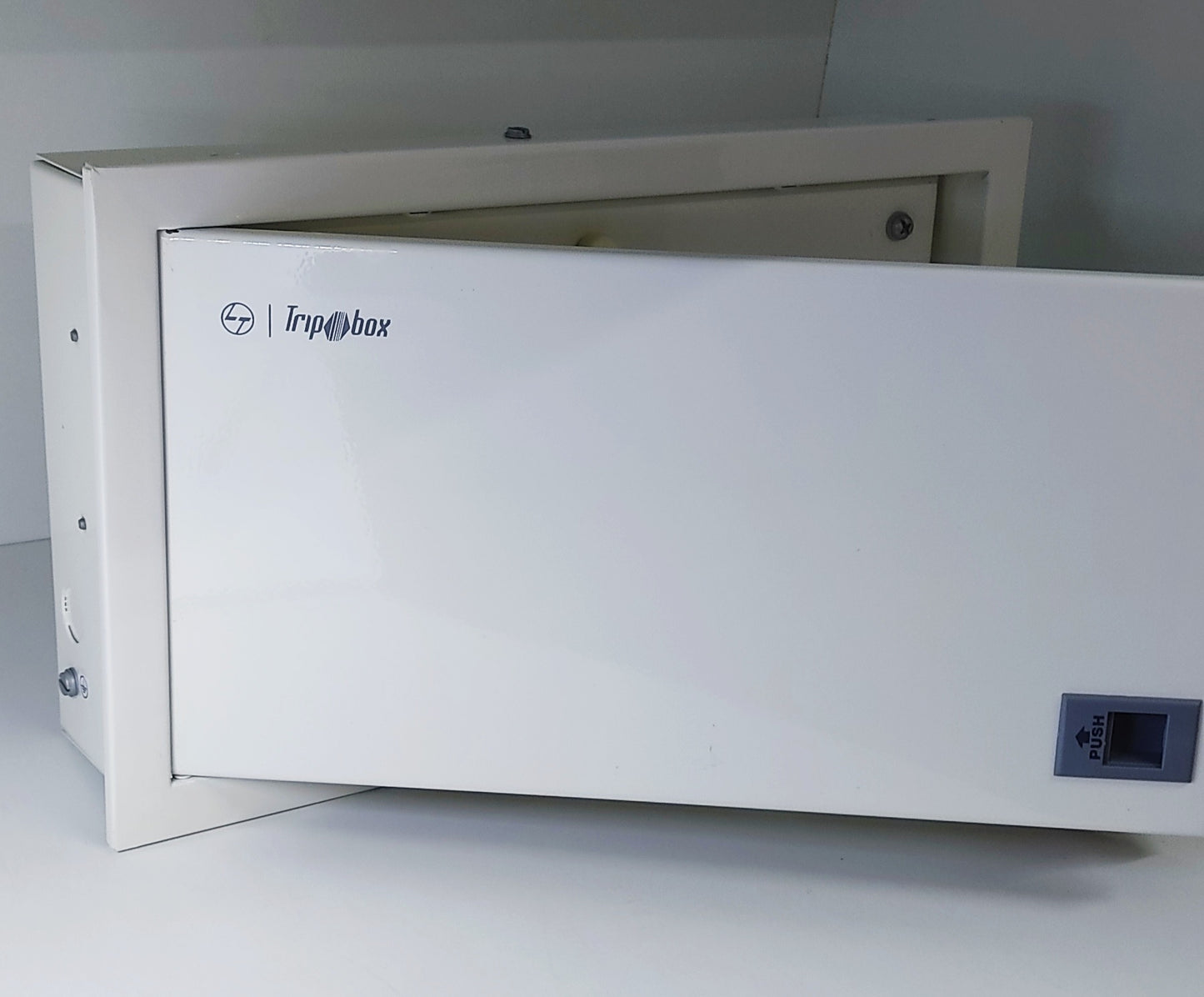 L&T Double Door Distribution Board