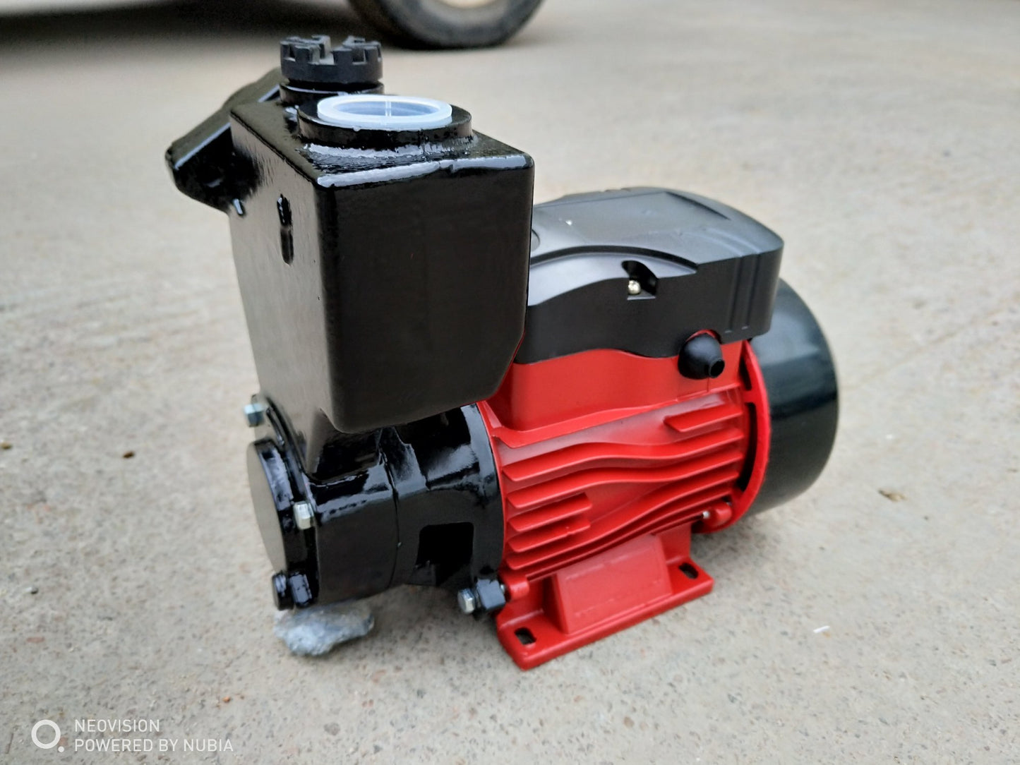 Bharat Bijlee Induction Motor 0.5 HP with DOL Starter
