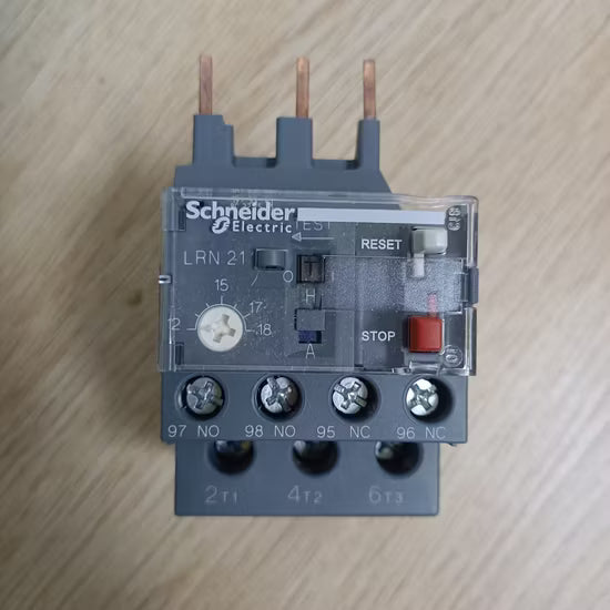 Schneider Thermal Overload Relay 230V AC