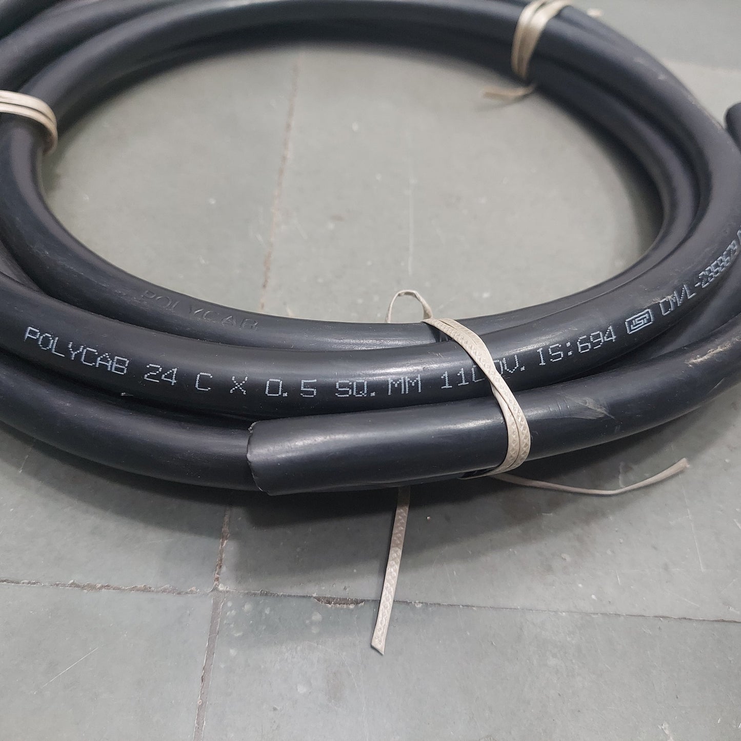 Polycab Industrial Single Core & Multi-core flexible Cable 0.5 sqmm 1100 V PVC Insulated & sheathed 100 Meter